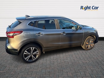 Used Nissan Qashqai 2017 for sale - 76804225: Photo