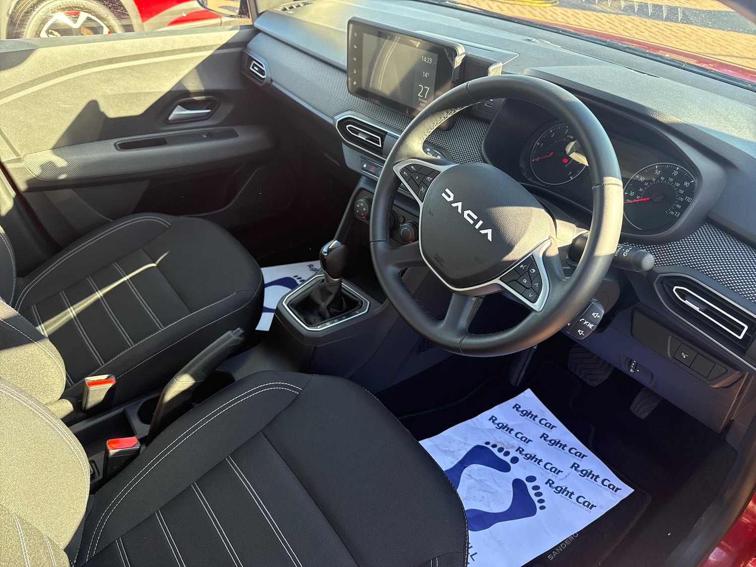 Used Dacia Sandero 2023 for sale - 76389928: Photo 6