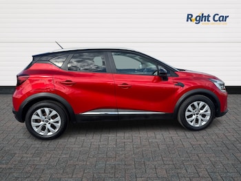 Used Renault Captur 2021 for sale - 77942177: Photo