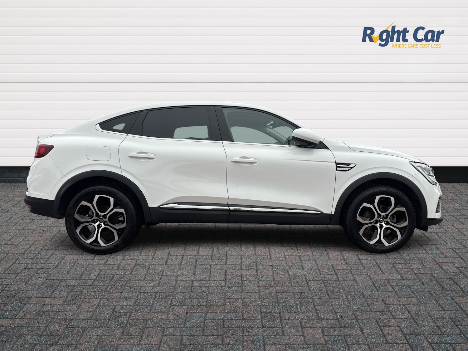 Used Renault Arkana 2023 for sale - 77193725: Photo 4