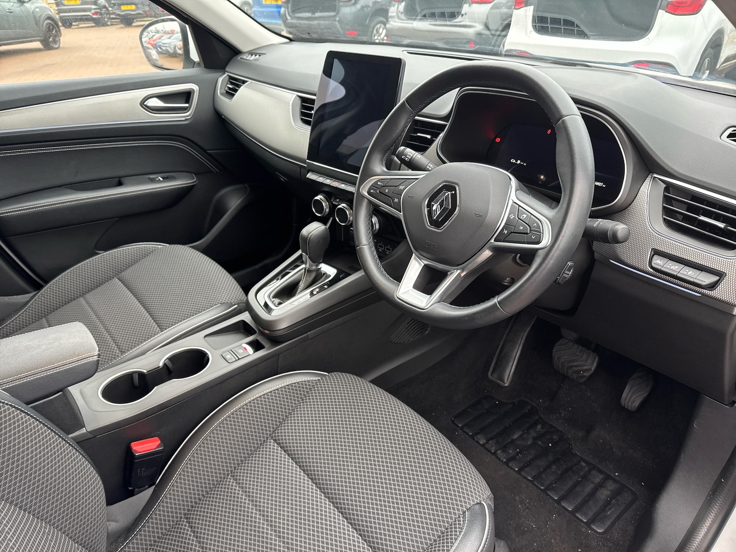 Used Renault Arkana 2023 for sale - 77193725: Photo 6