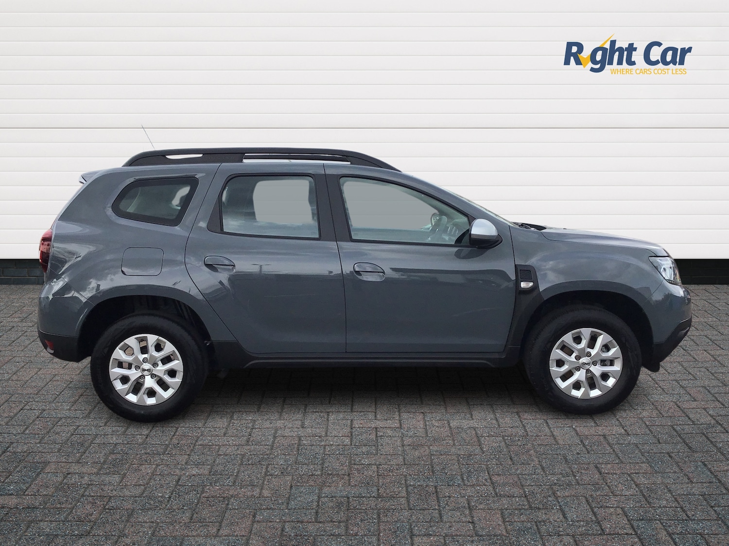 Used Dacia Duster 2023 for sale - 76875078: Photo 4