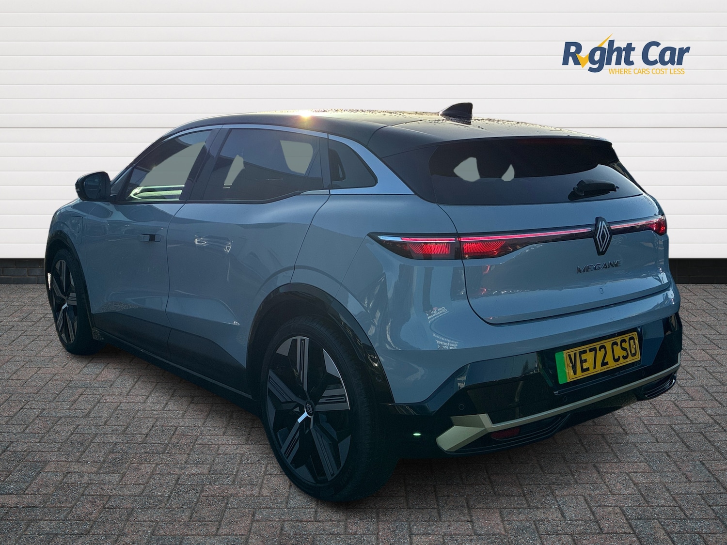 Used Renault Megane E Tech 2022 for sale - 76745401: Photo 3