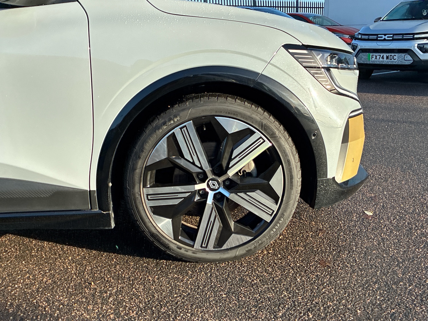 Used Renault Megane E Tech 2022 for sale - 76745401: Photo 5