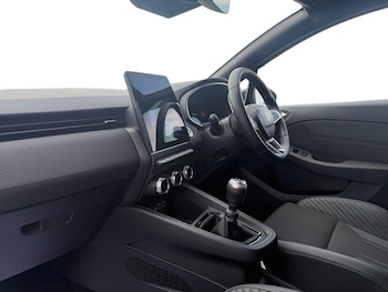 Used Renault Clio 2025 for sale - 79466532: Photo