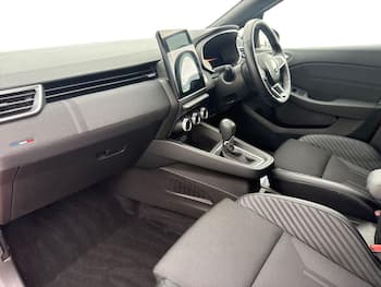 Used Renault Clio 2024 for sale - 79796045: Photo