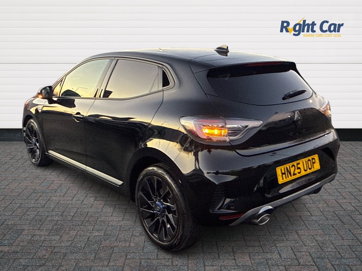 Used Renault Clio 2025 for sale - 77010565: Photo 3