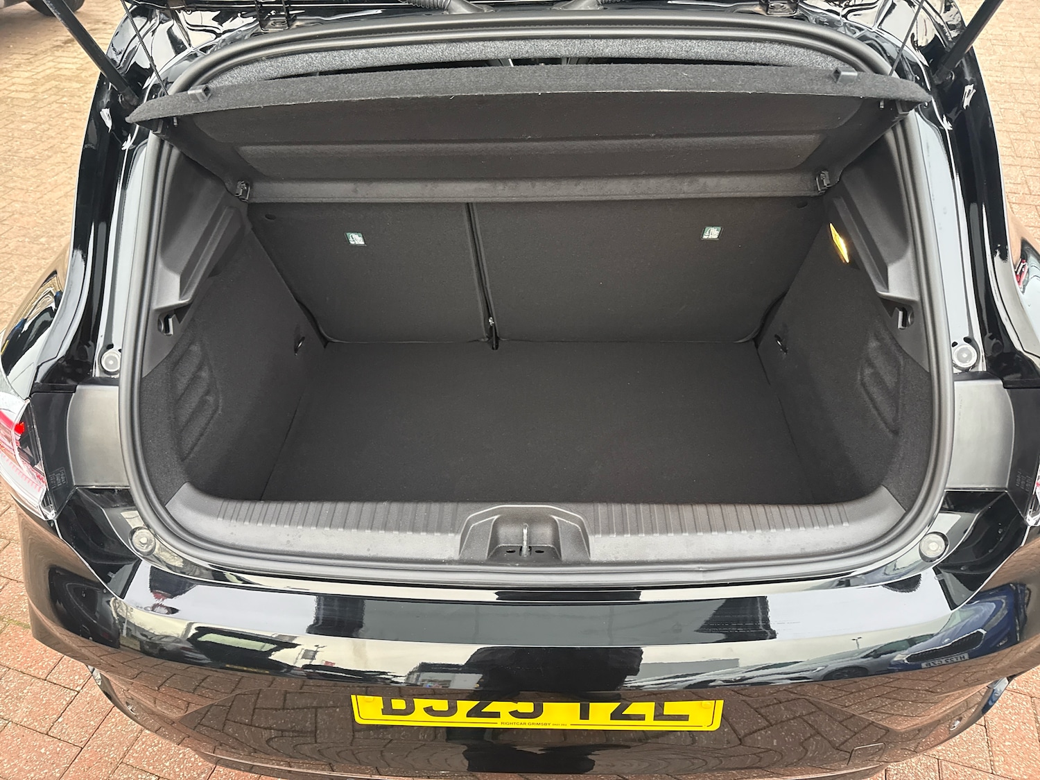 Used Renault Clio 2025 for sale - 76977945: Photo 9