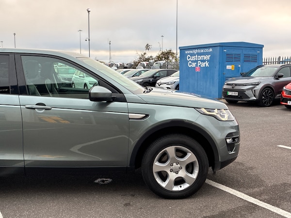 Used Land Rover Discovery 2018 for sale - 76261808: Photo 19