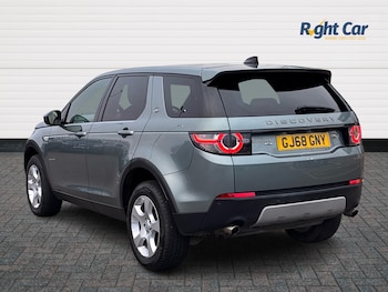 Used Land Rover Discovery 2018 for sale - 76261808: Photo