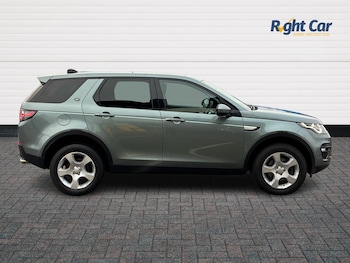 Used Land Rover Discovery 2018 for sale - 76261808: Photo