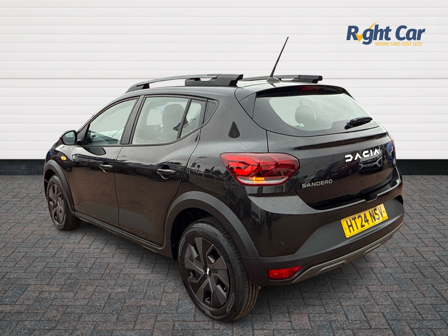Used Dacia Sandero Stepway 2024 for sale - 76169143: Photo 3