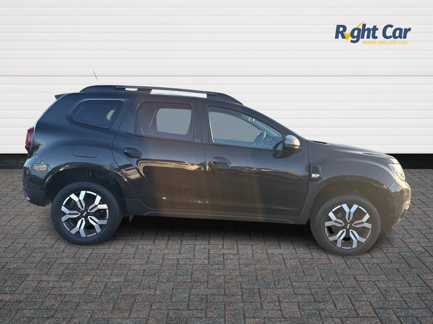 Used Dacia Duster 2023 for sale - 77018396: Photo 4