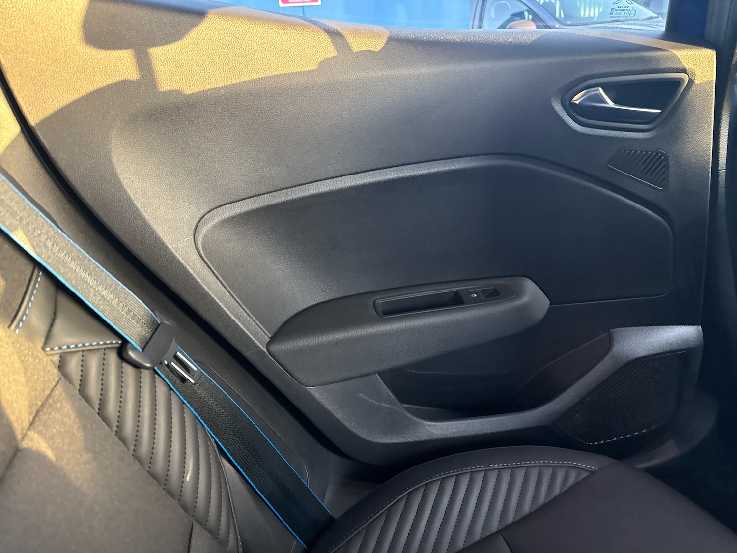 Used Renault Clio 2025 for sale - 77010561: Photo 11