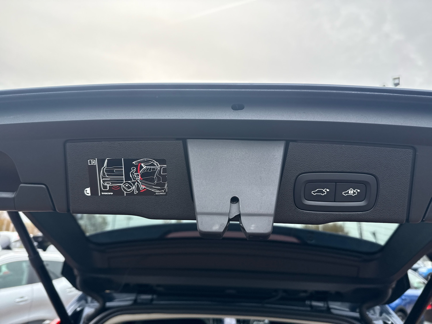 Used Volvo XC60 2020 for sale - 76410408: Photo 18