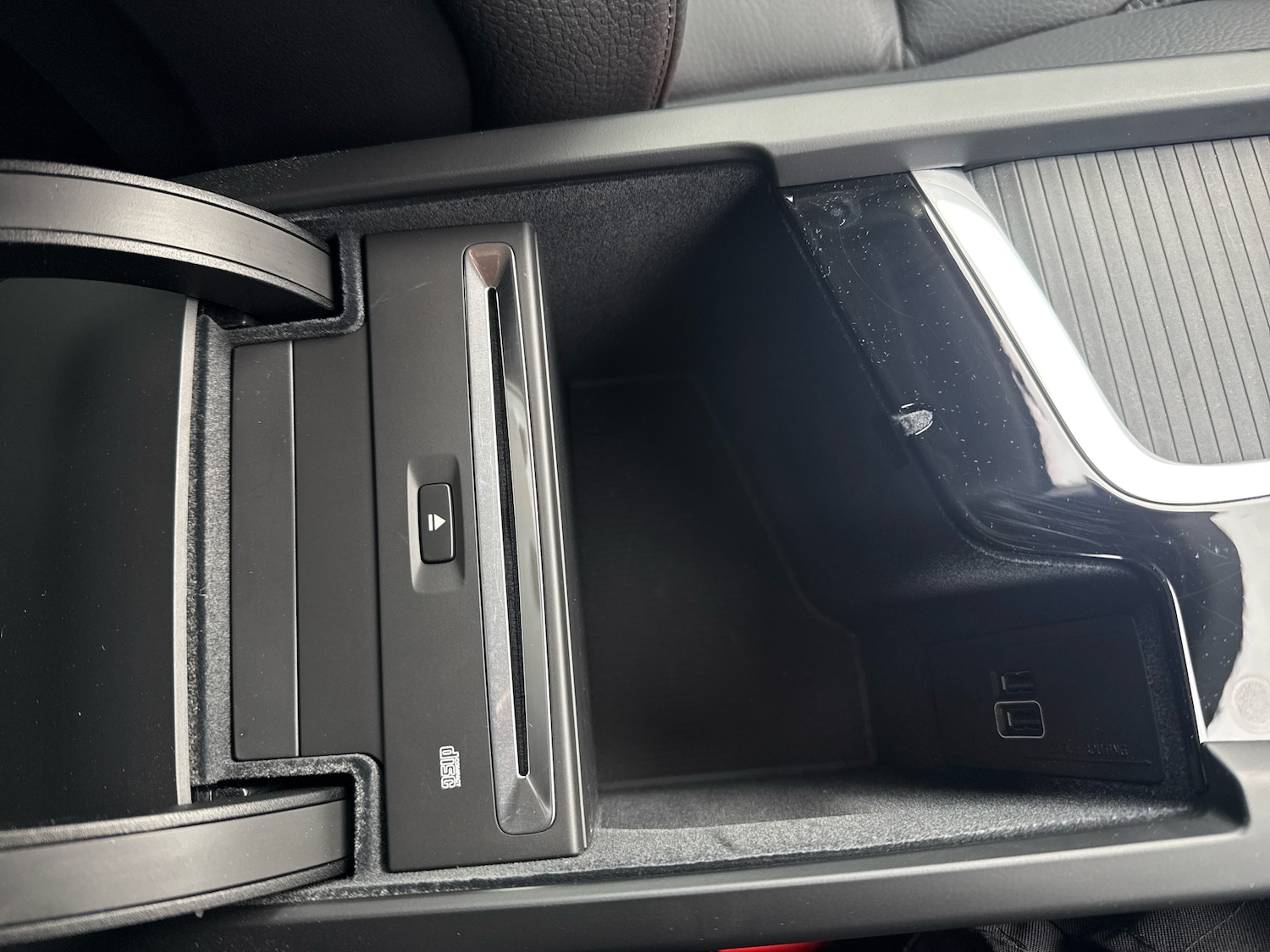 Used Volvo XC60 2020 for sale - 76410408: Photo 28