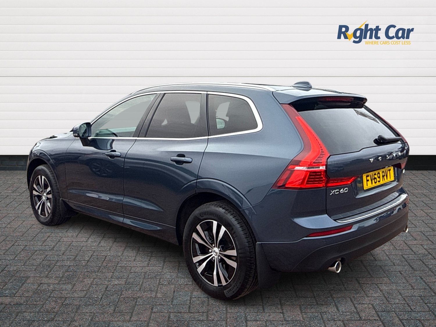 Used Volvo XC60 2020 for sale - 76410408: Photo 3