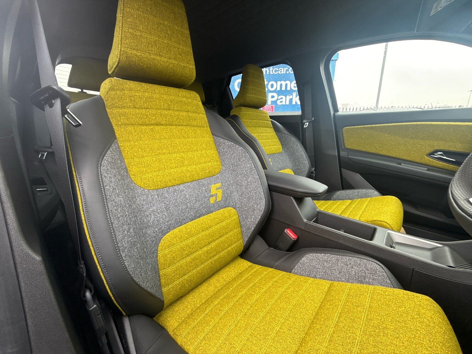 Used Renault 5 2025 for sale - 77685817: Photo 28