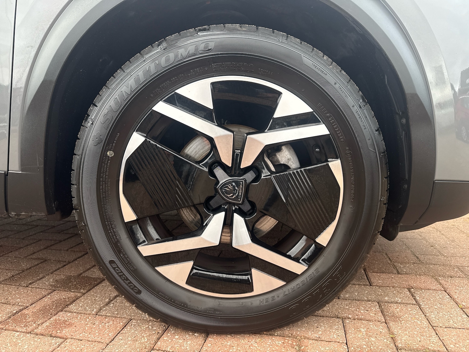 Used Peugeot 2008 2023 for sale - 76339071: Photo 5