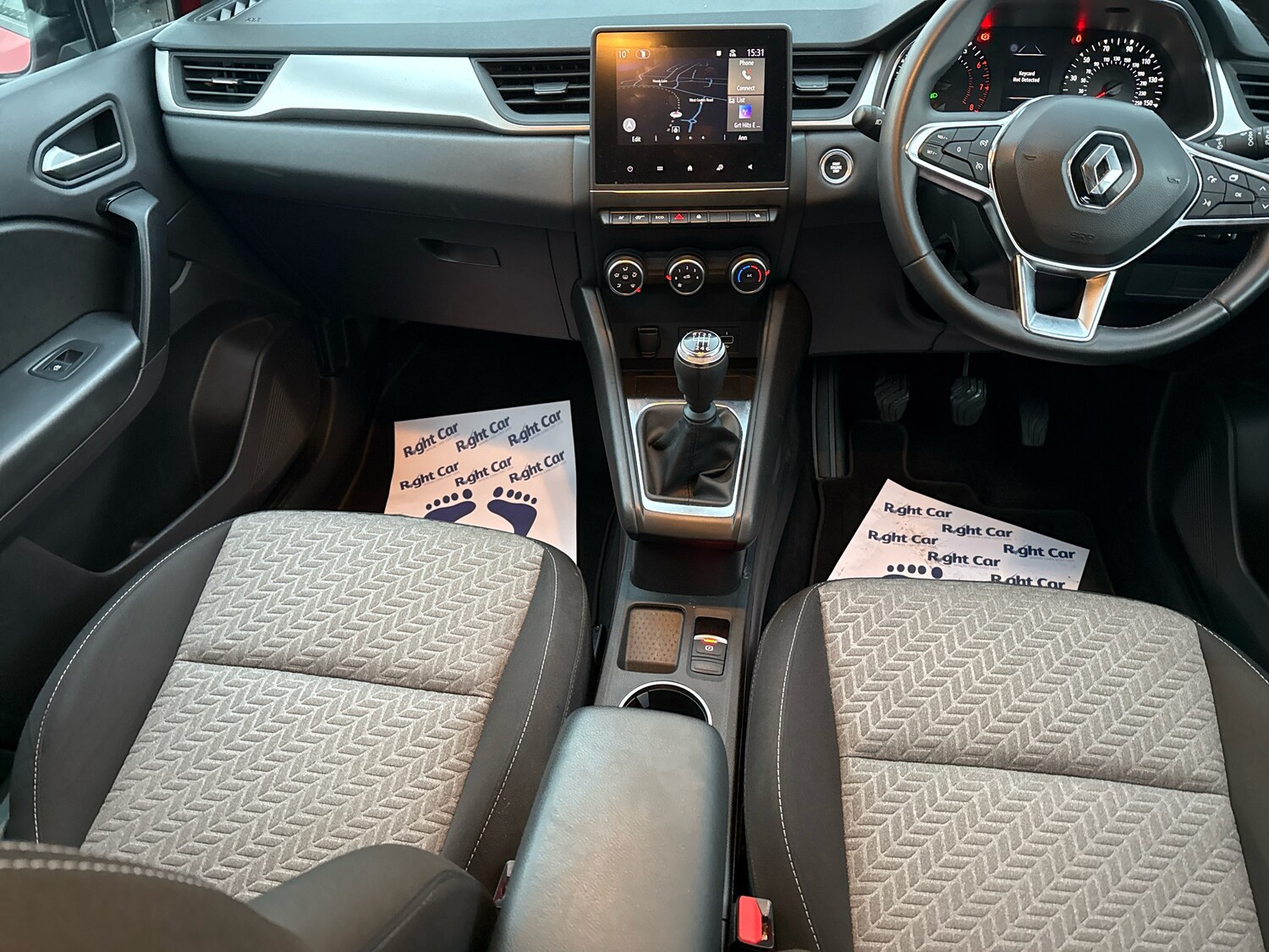 Used Renault Captur 2022 for sale - 76804231: Photo 8