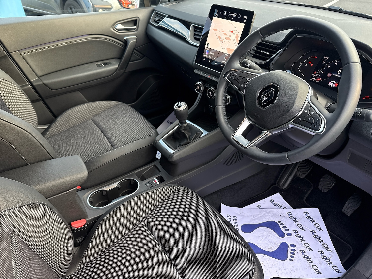 Used Renault Captur 2023 for sale - 76691638: Photo 6