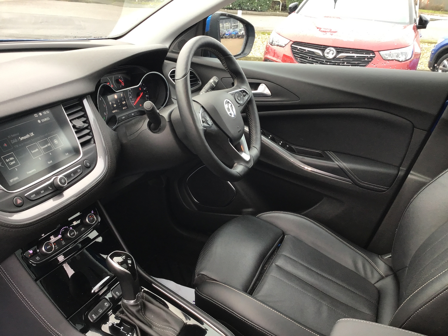 Used Vauxhall Grandland X 2020 for sale - 76420147: Photo 2