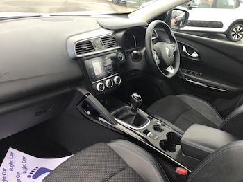 Used Renault Kadjar 2020 for sale - 76180276: Photo 2