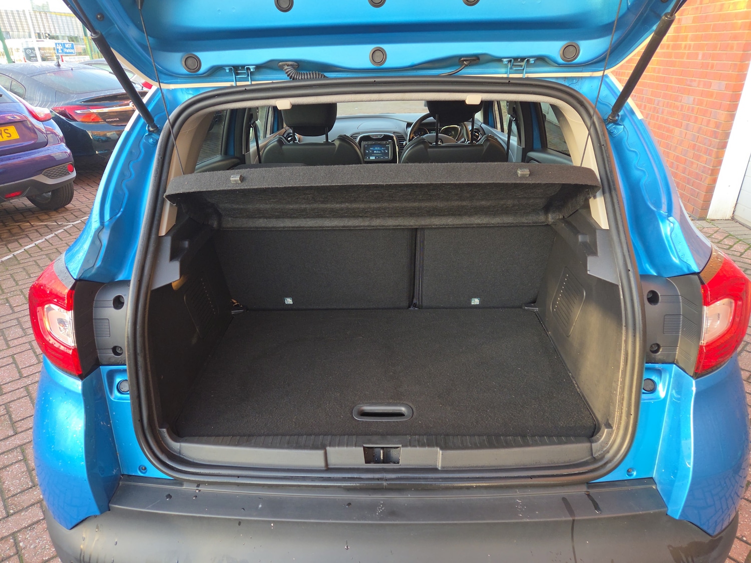 Used Renault Captur 2015 for sale - 77560666: Photo 9