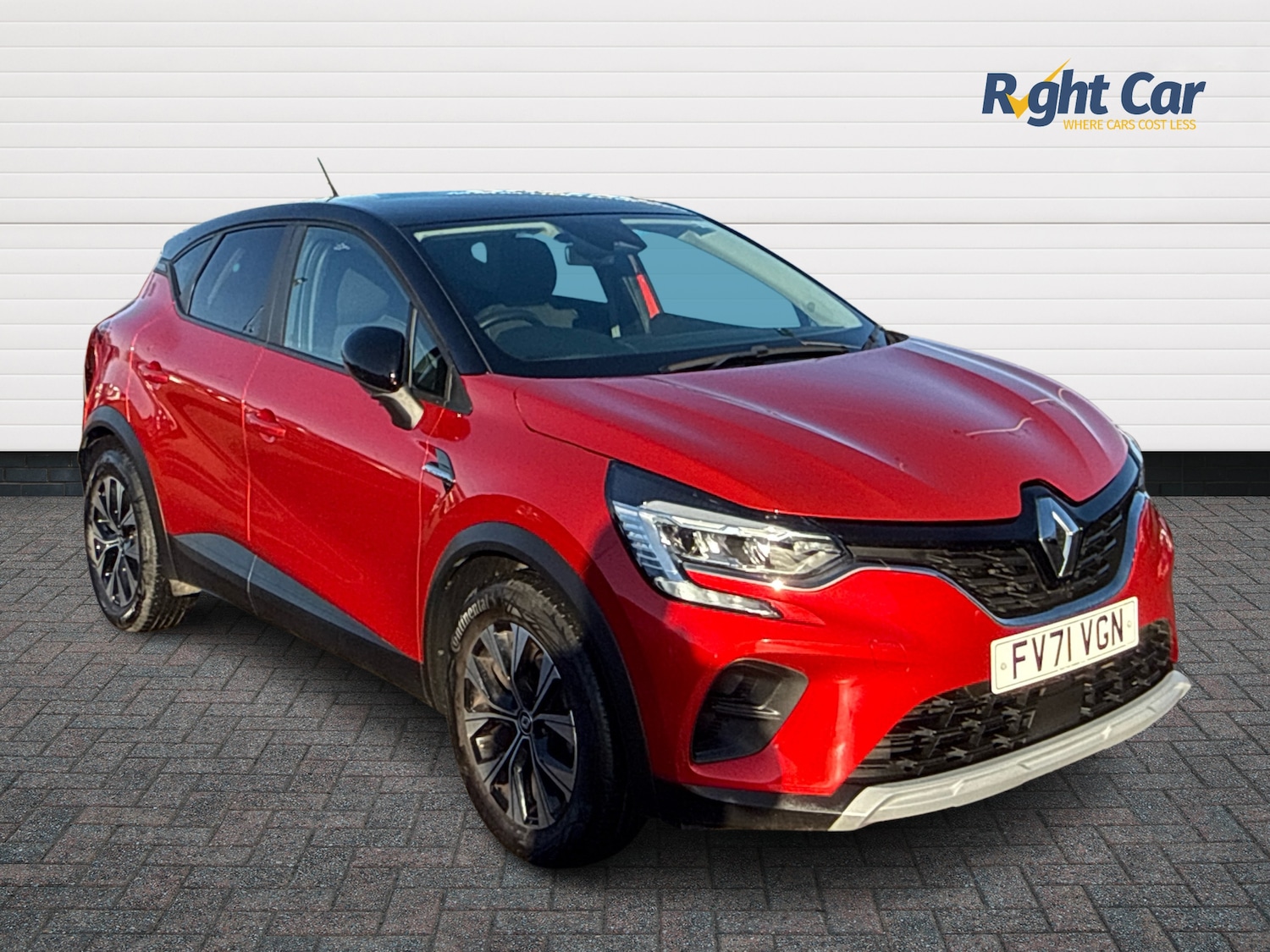 Used Renault Captur 2021 for sale - 76661131: Photo 1