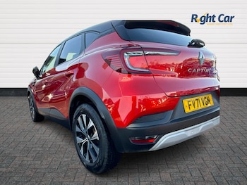 Used Renault Captur 2021 for sale - 76661131: Photo