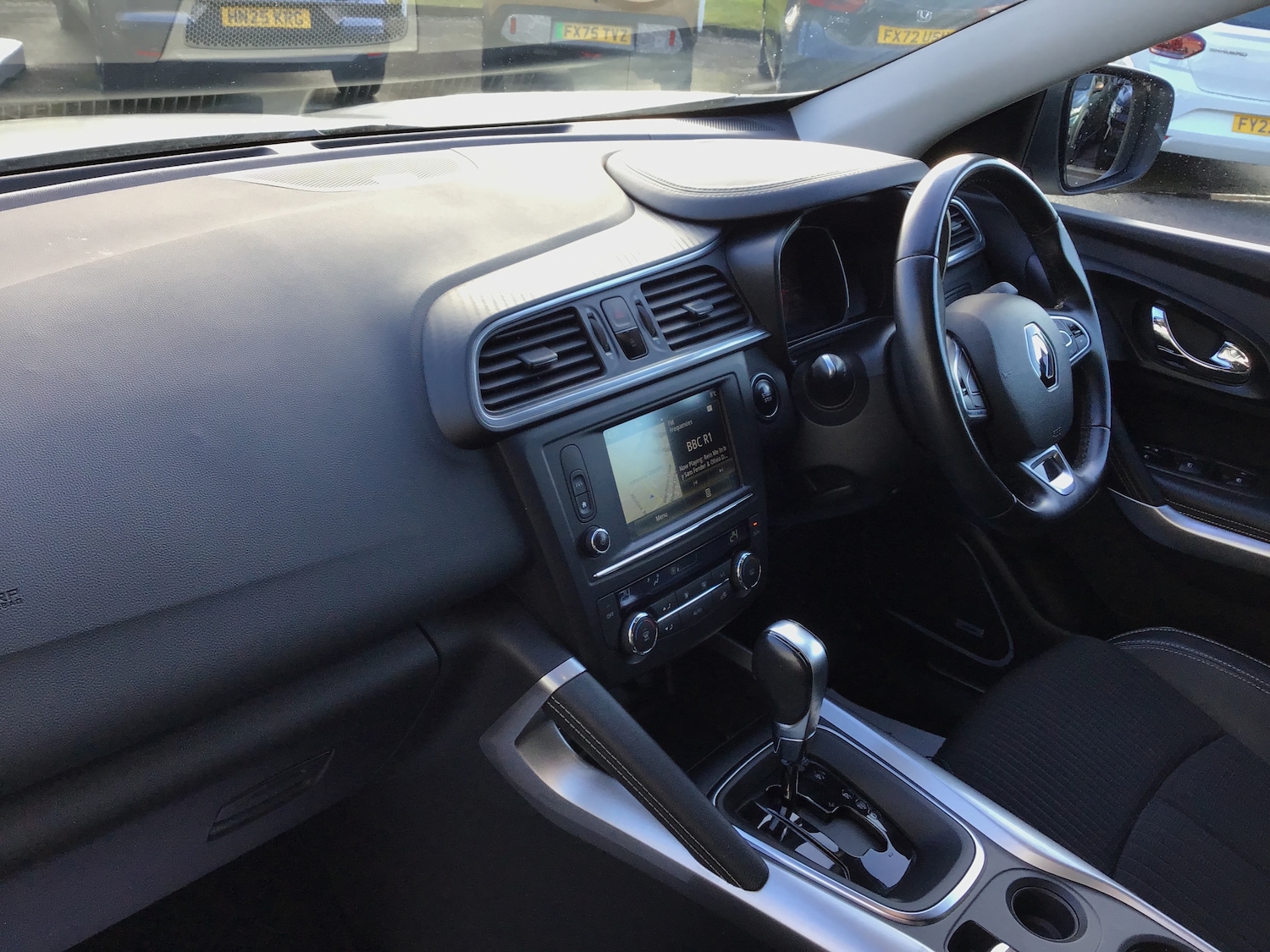 Used Renault Kadjar 2018 for sale - 78022362: Photo 2