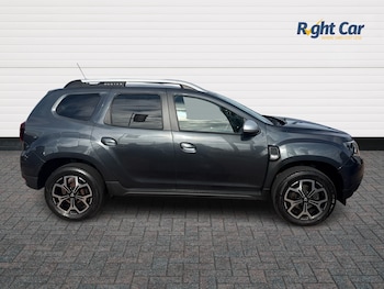 Used Dacia Duster 2021 for sale - 76229537: Photo