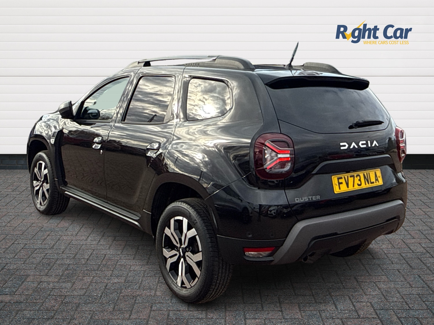 Used Dacia Duster 2023 for sale - 76487116: Photo 3