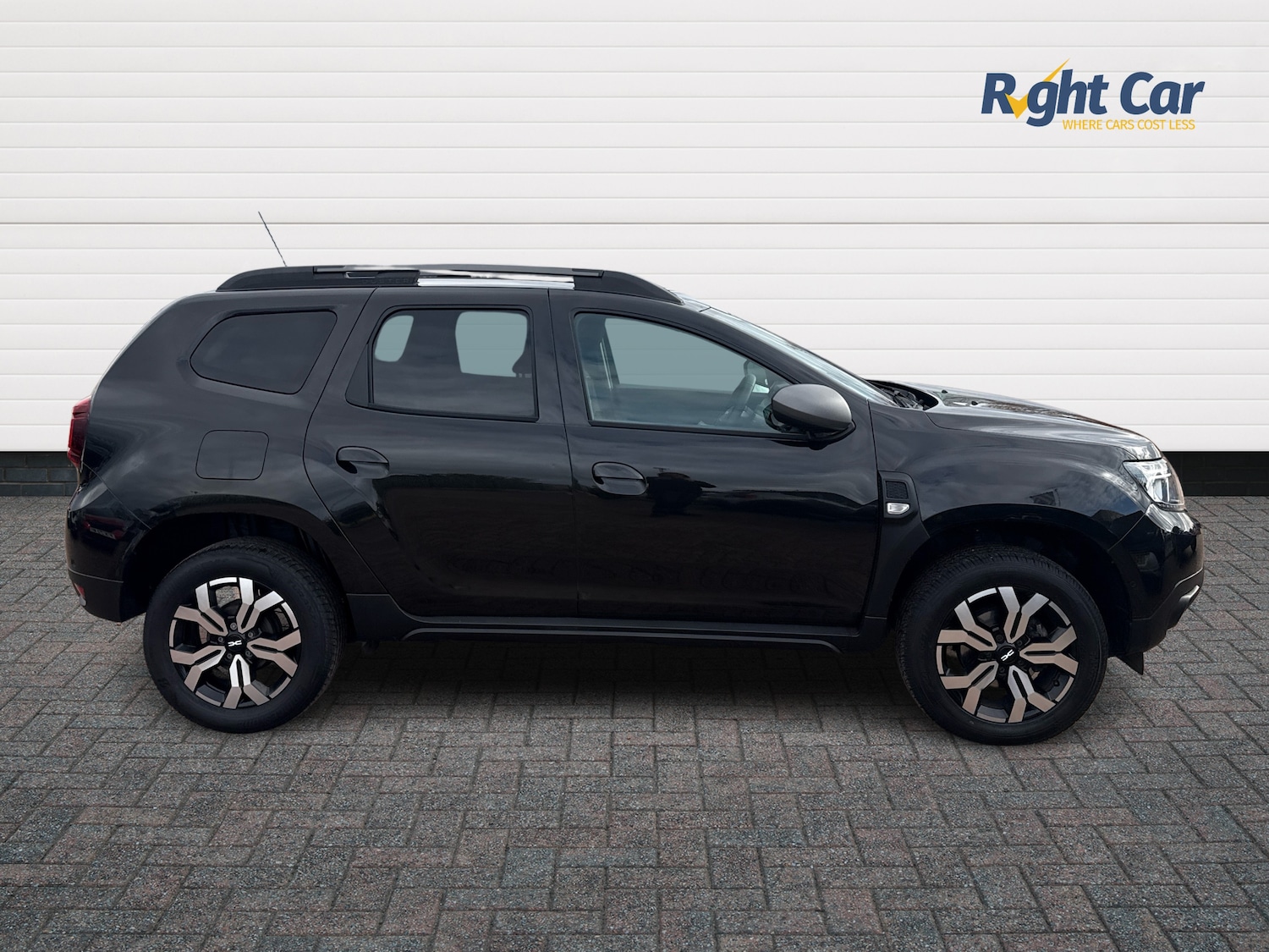 Used Dacia Duster 2023 for sale - 76487116: Photo 4