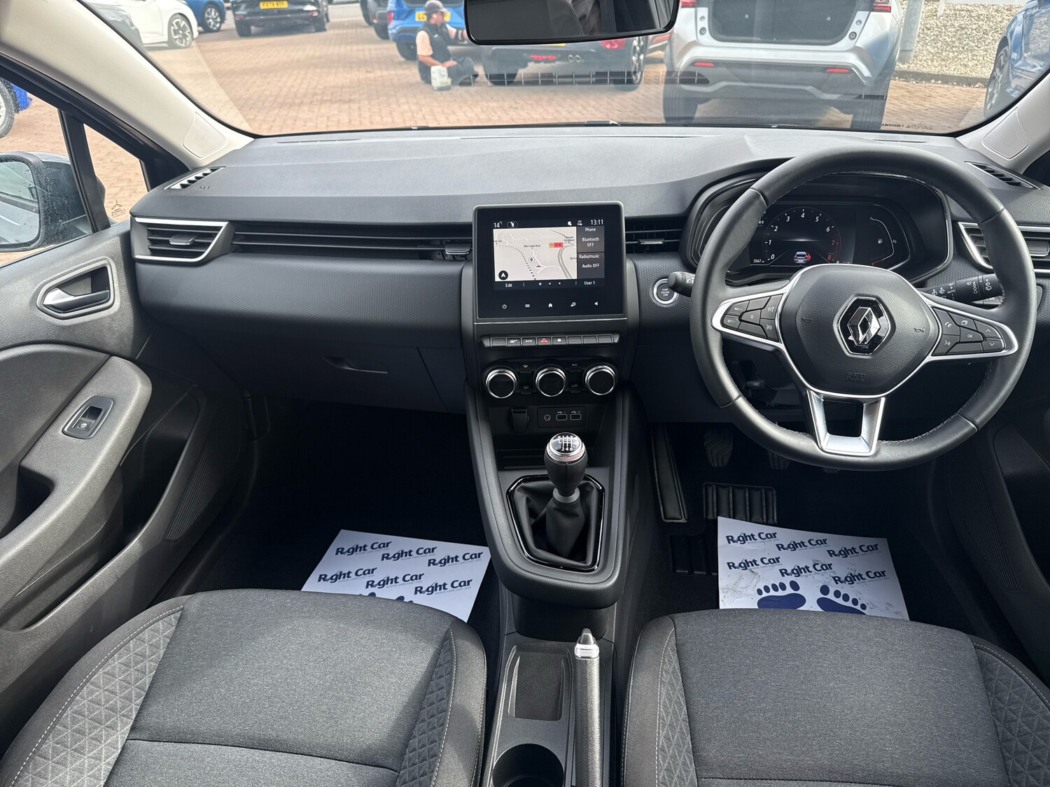 Used Renault Clio 2023 for sale - 76229536: Photo 8