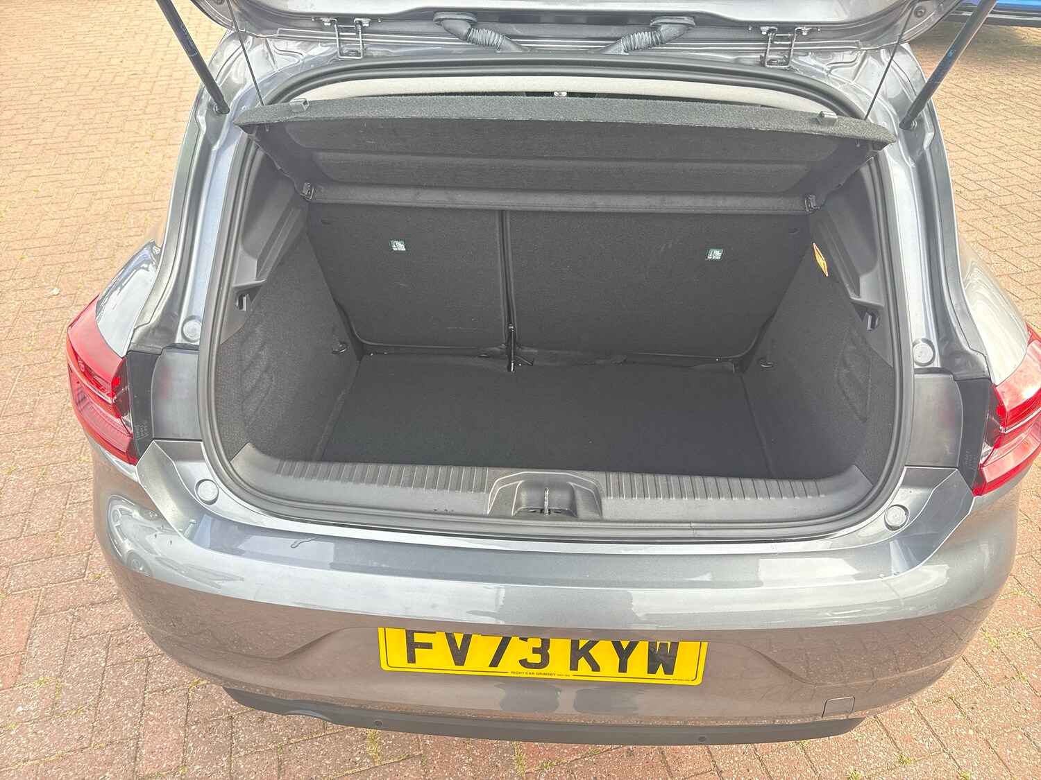 Used Renault Clio 2023 for sale - 76229536: Photo 9