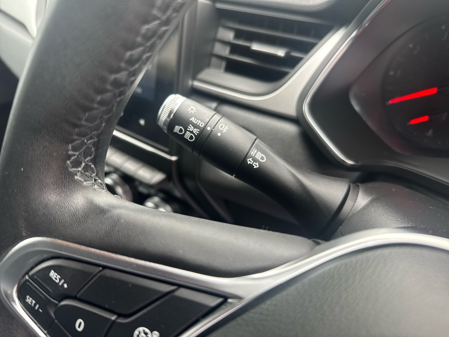 Used Renault Captur 2020 for sale - 76169145: Photo 19