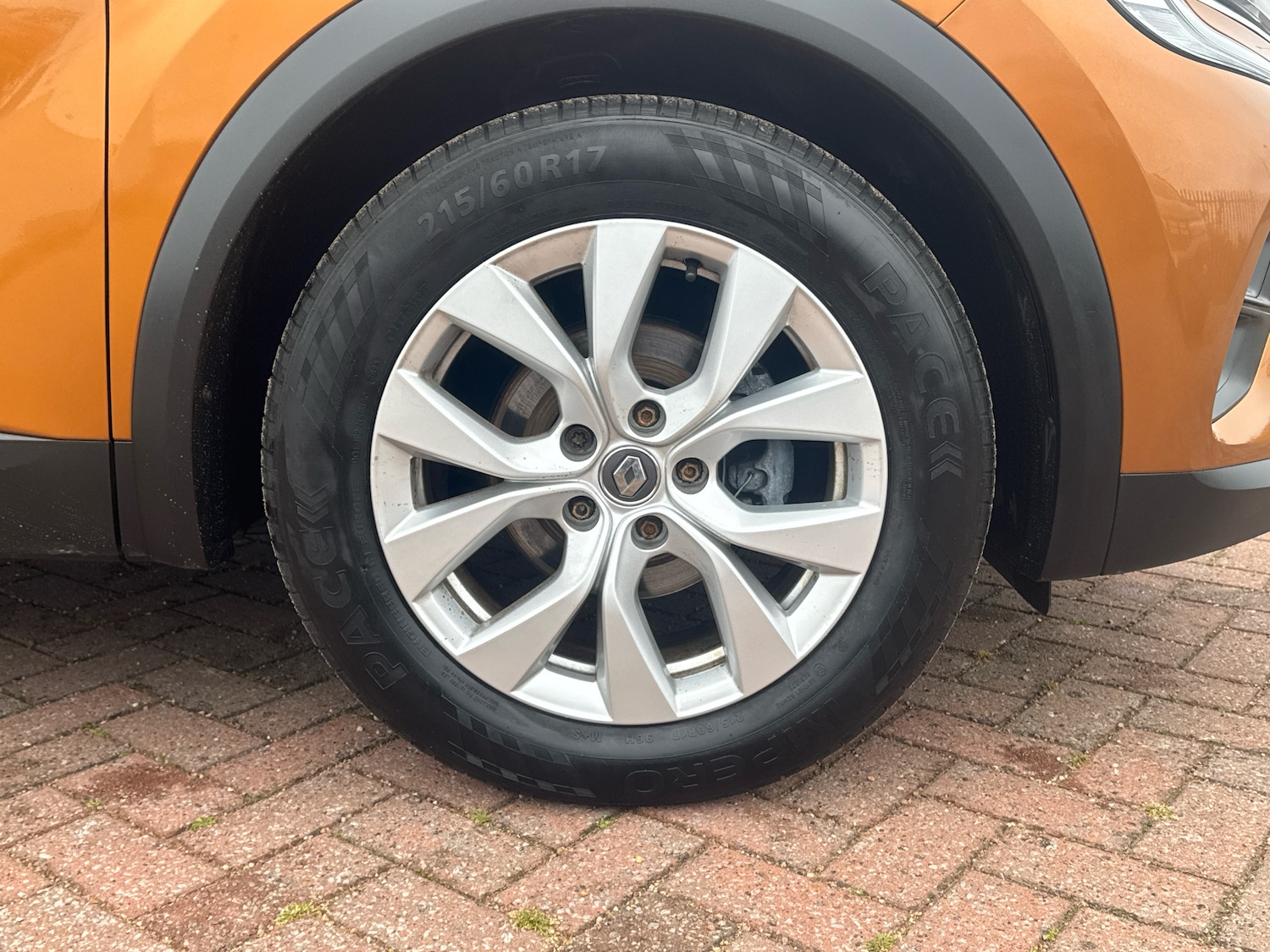 Used Renault Captur 2020 for sale - 76169145: Photo 5