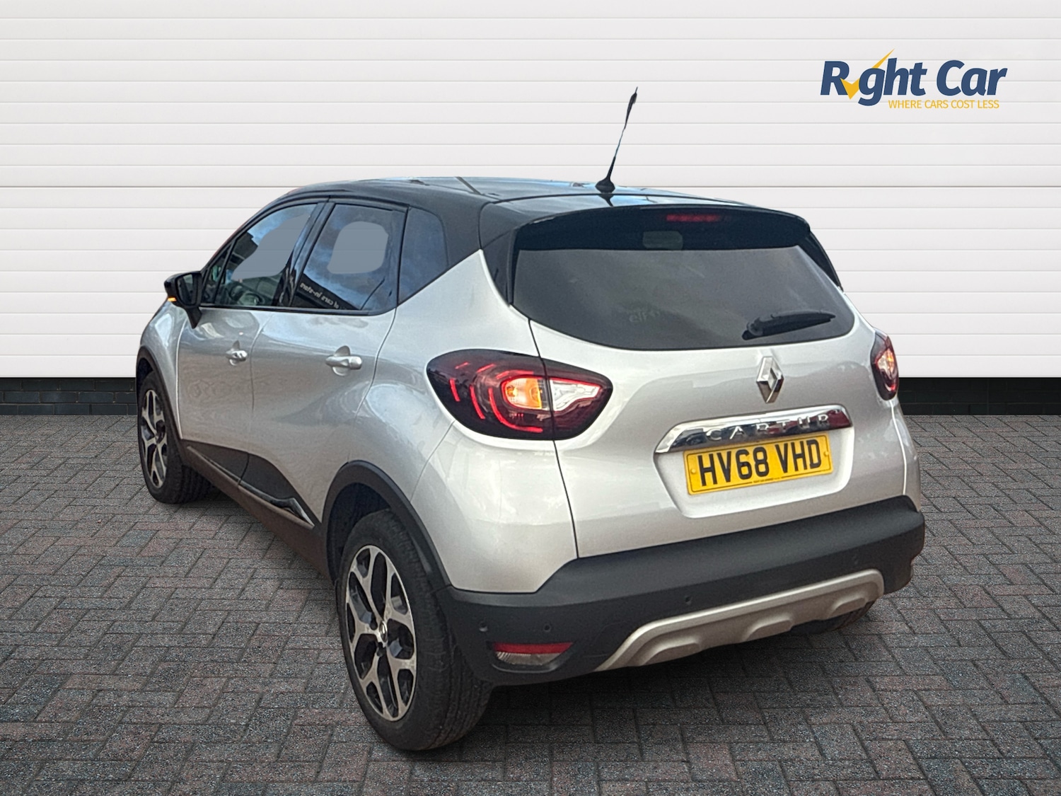 Used Renault Captur 2018 for sale - 76003815: Photo 3