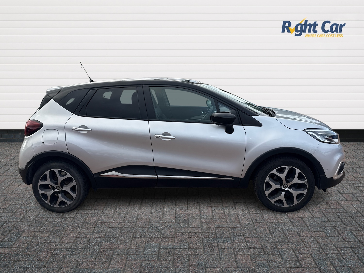 Used Renault Captur 2018 for sale - 76003815: Photo 4