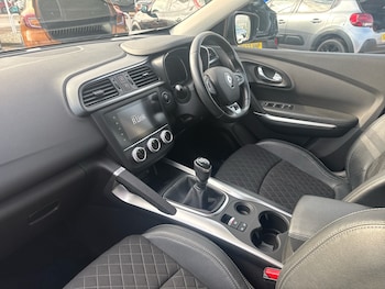 Used Renault Kadjar 2021 for sale - 76229532: Photo