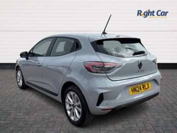 Used Renault Clio 2024 for sale - 74587183: Photo