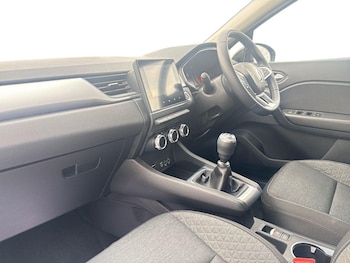 Used Renault Captur 2022 for sale - 79427748: Photo
