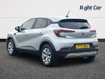 Used Renault Captur 2022 for sale - 79427748: Photo