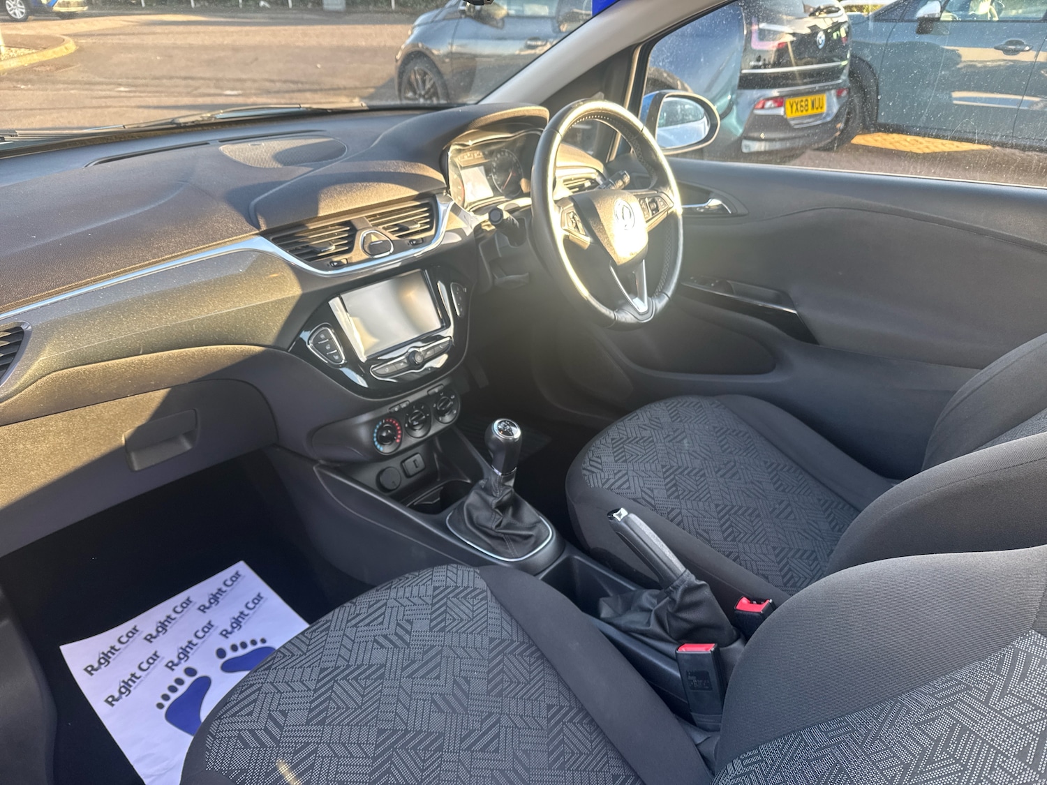 Used Vauxhall Corsa 2018 for sale - 76217365: Photo 2