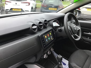 Used Dacia Duster 2022 for sale - 77982992: Photo