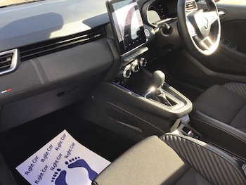 Used Renault Clio 2024 for sale - 78431819: Photo