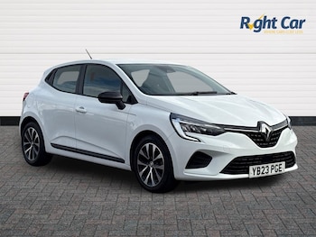 Used Renault Clio 2023 for sale - 79592233: Photo