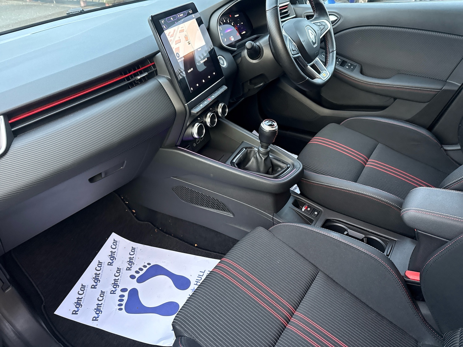 Used Renault Clio 2023 for sale - 77232304: Photo 2