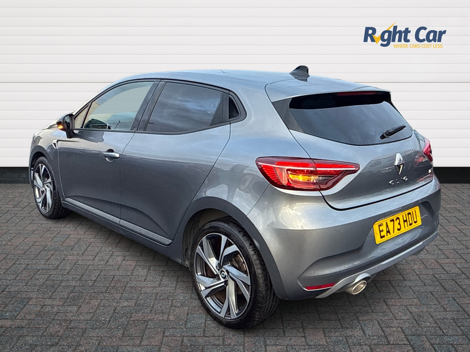 Used Renault Clio 2023 for sale - 77232304: Photo 3